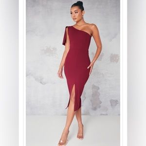 One Shoulder Red Dress